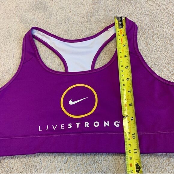 NIKE Live Strong purple sports bra size medium - Picture 6 of 8